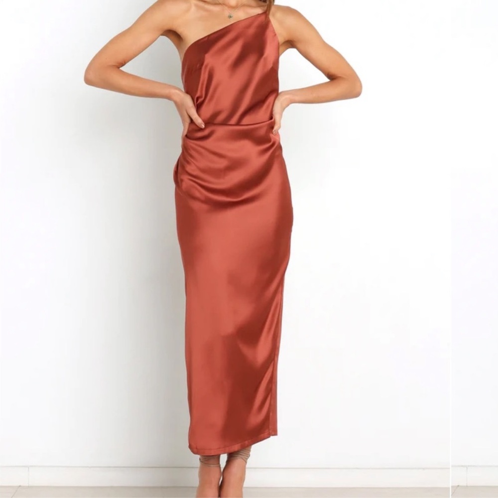 One shoulder midi dress